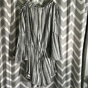 Off the shoulder, bell sleeve romper